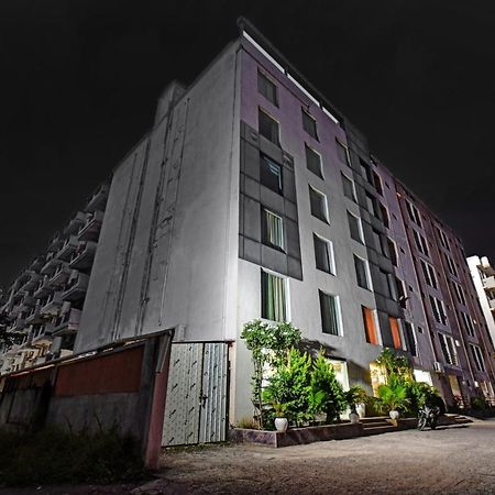 Townhouse Classio Suites Širdi Exteriér fotografie