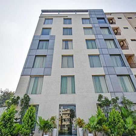 Townhouse Classio Suites Širdi Exteriér fotografie